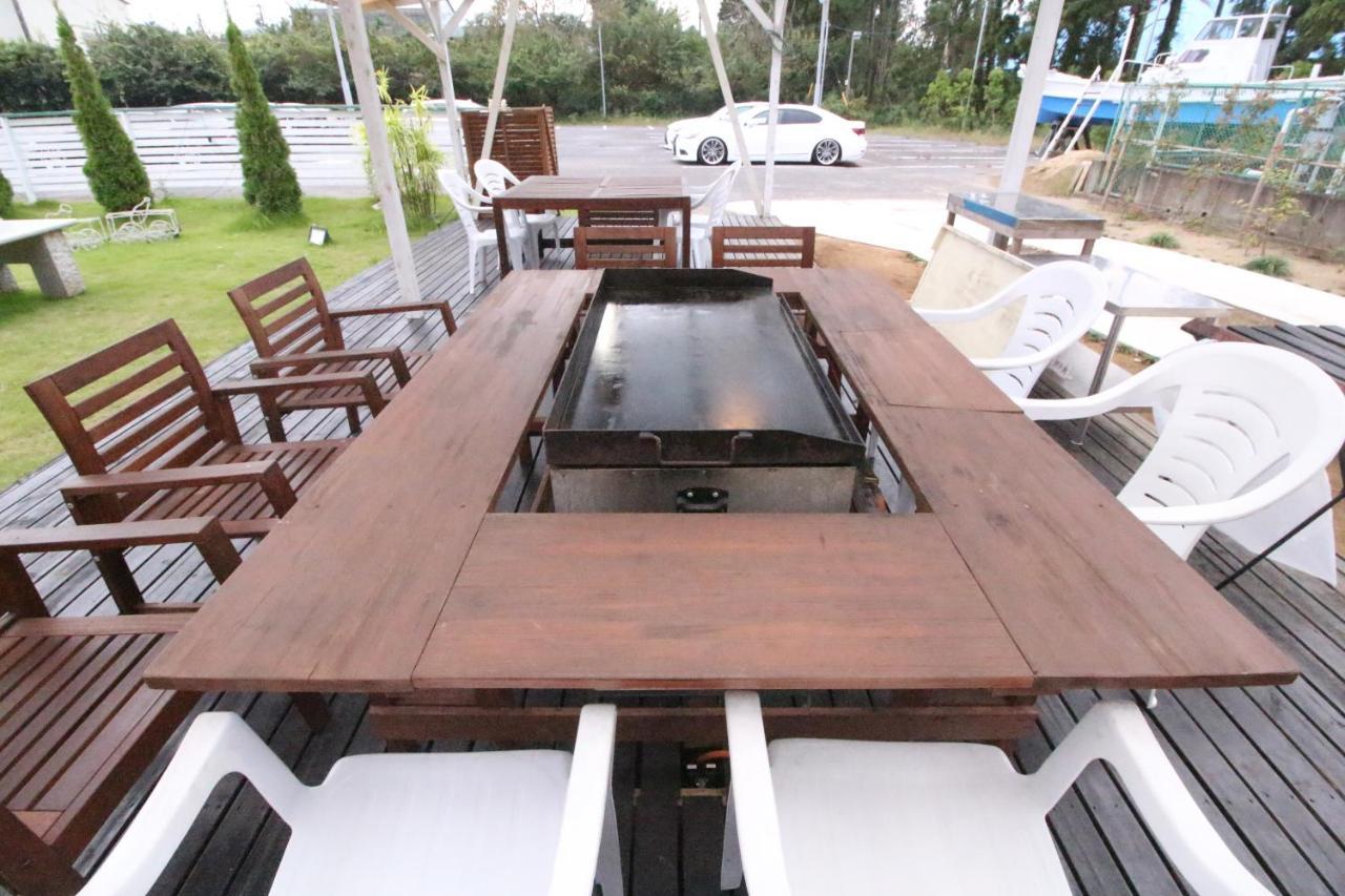 Hotel Swan Lake Nagara Nagara  ภายนอก รูปภาพ